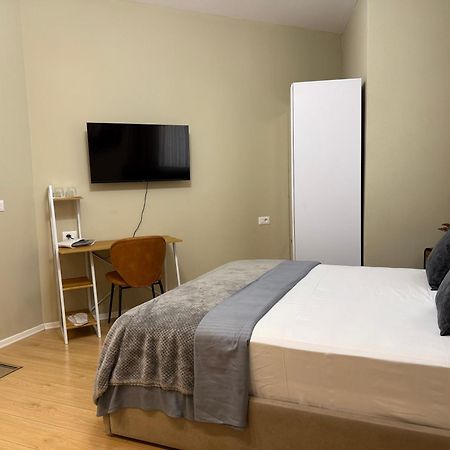 City Center Rooms And Apartments ดูร์เรส ภายนอก รูปภาพ