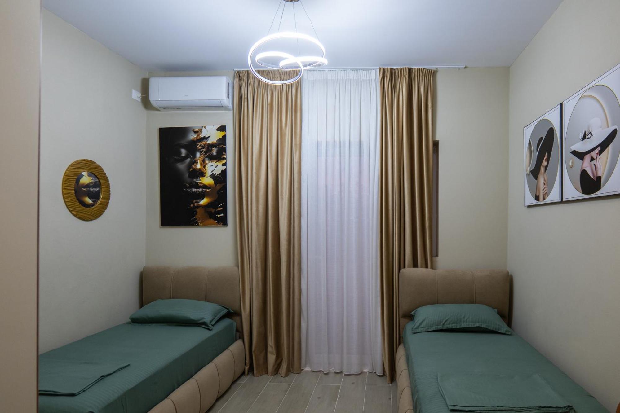 City Center Rooms And Apartments ดูร์เรส ภายนอก รูปภาพ