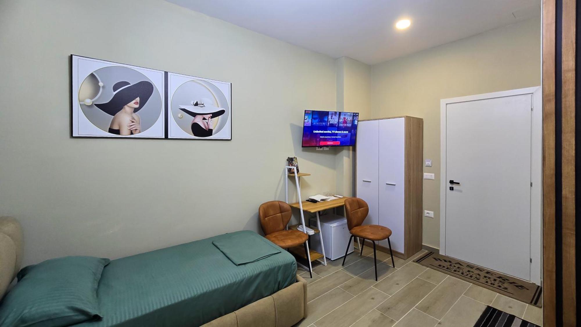 City Center Rooms And Apartments ดูร์เรส ภายนอก รูปภาพ